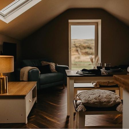 Luxury Countryside Cottage Getaway With Wood Fired Hot Tub Gransha  외부 사진